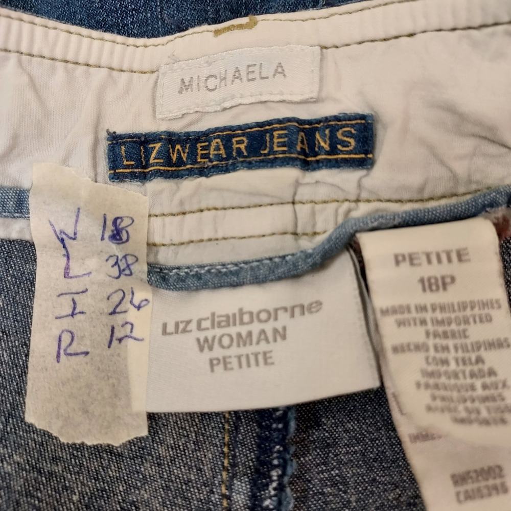 Liz Claiborne Lizwear Jeans Women 18P Blue Michaela Straight Leg Side Slit Short - Picture 2 of 7